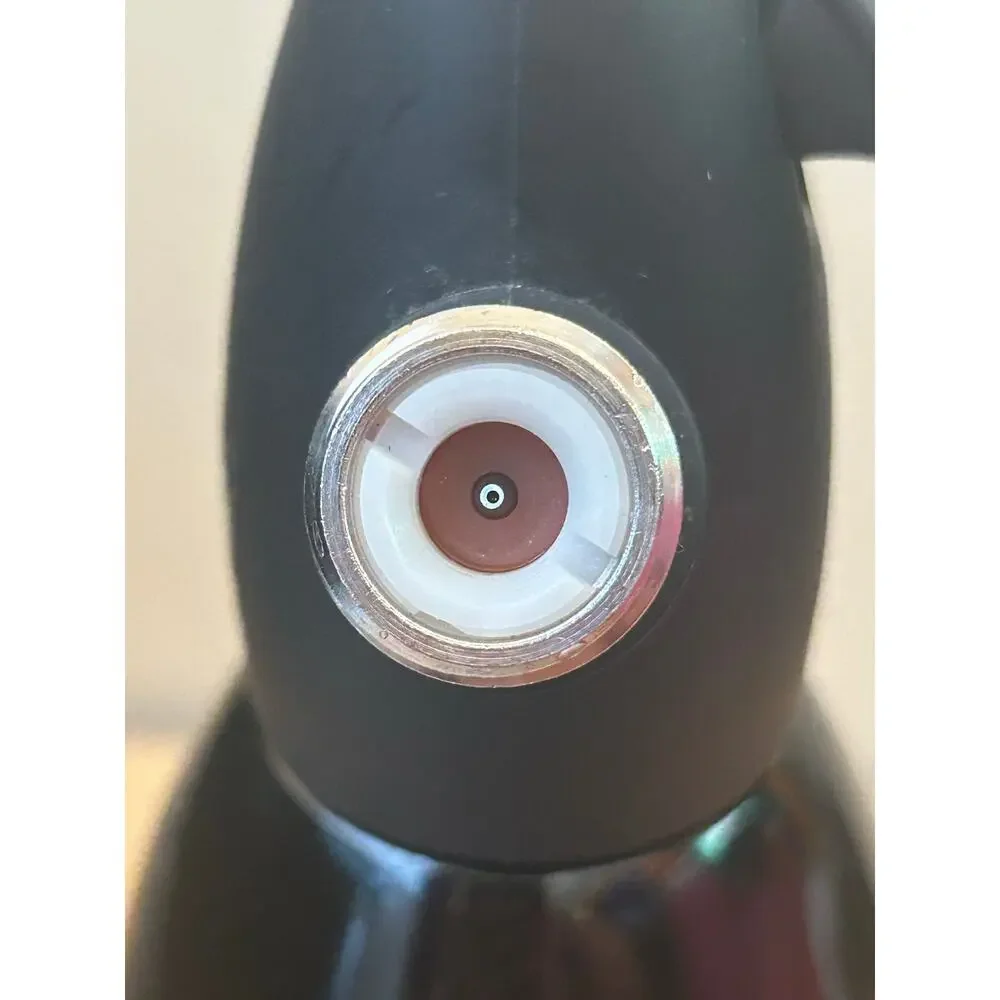iSi Soda Siphon Seltzer Water Dispenser 1L Rare Black Bottle Seltzer w/ Tube